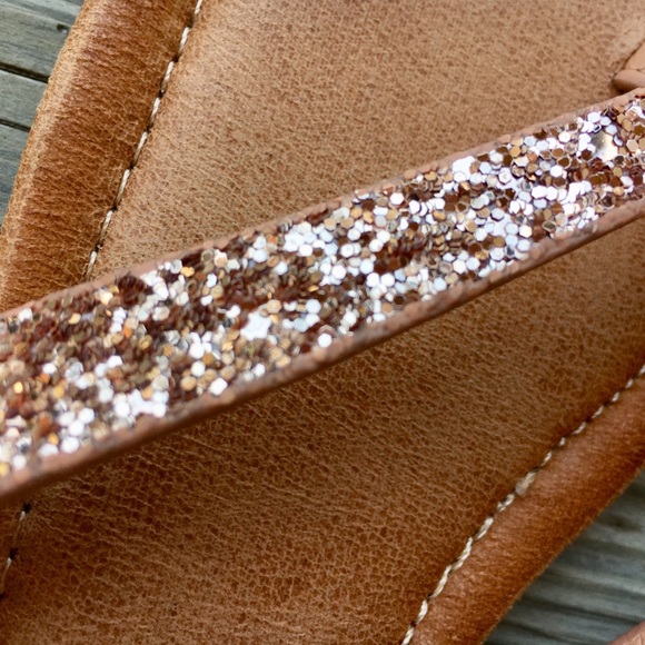 Rose gold sparkle flip flops - Picture 6 of 6